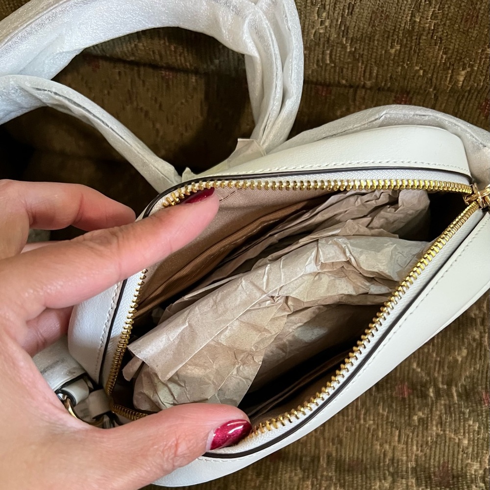 NWOT Coach crossbody bag - Picture 4 of 10